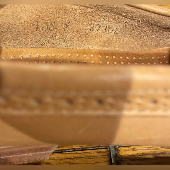 Cole Haan men’s Fringed tan loafers, size 10.5 M, wood heels - Picture 9 of 9